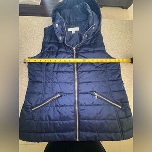 NWOT New York and Company navy blue puffer vest size small
